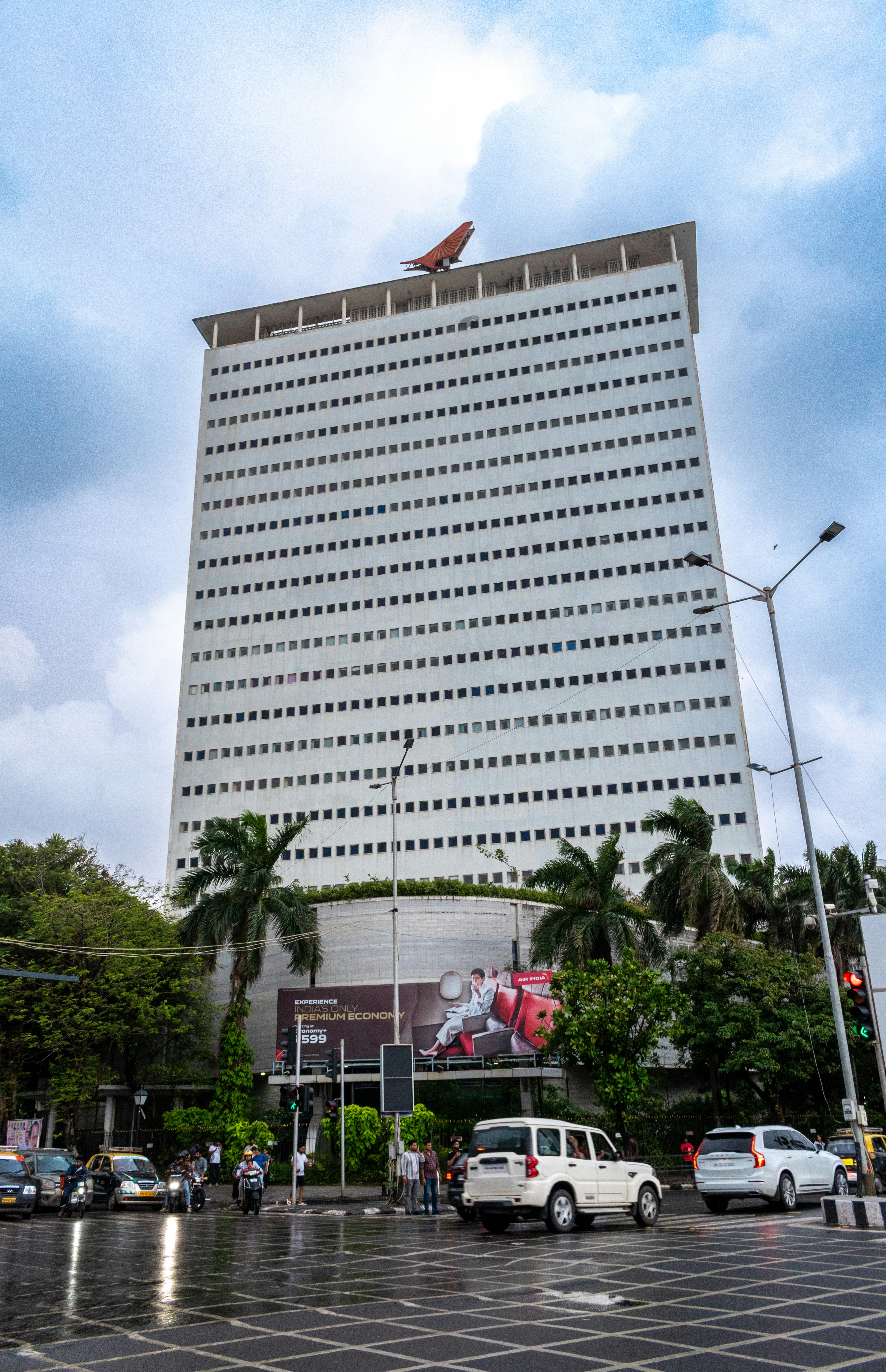 Architect submitting BMC change-of-user application for a Mumbai property